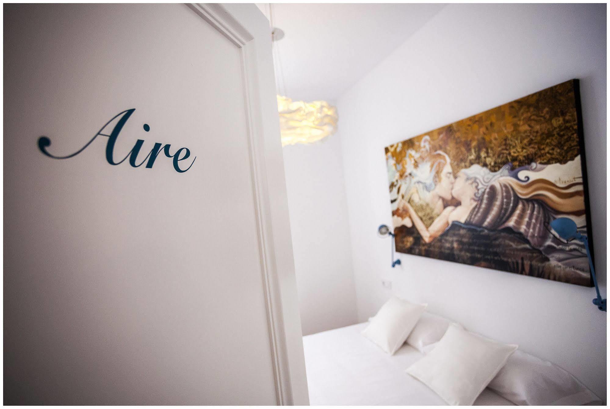 Cheap & Chic Hotel Ciutadella  Buitenkant foto