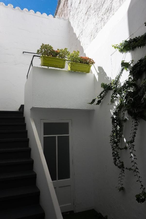Cheap & Chic Hotel Ciutadella  Buitenkant foto